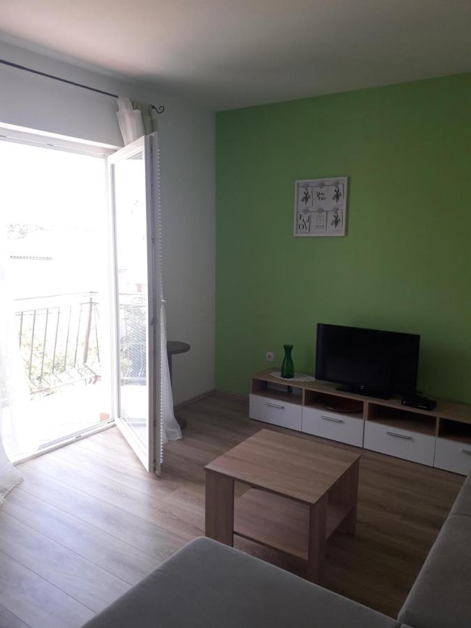 Apartmani Tomljenovic Senj  Buitenkant foto