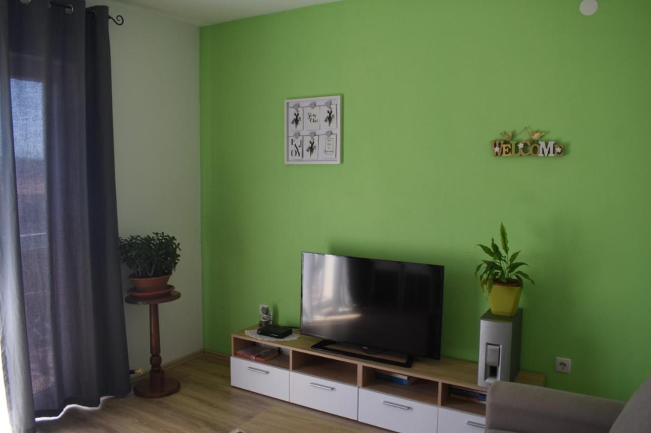 Apartmani Tomljenovic Senj  Buitenkant foto