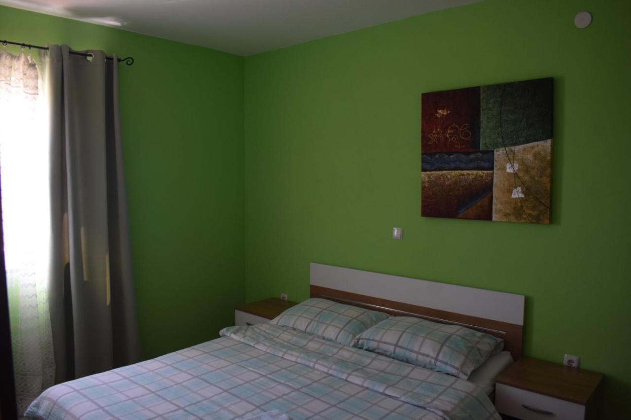 Apartmani Tomljenovic Senj  Buitenkant foto