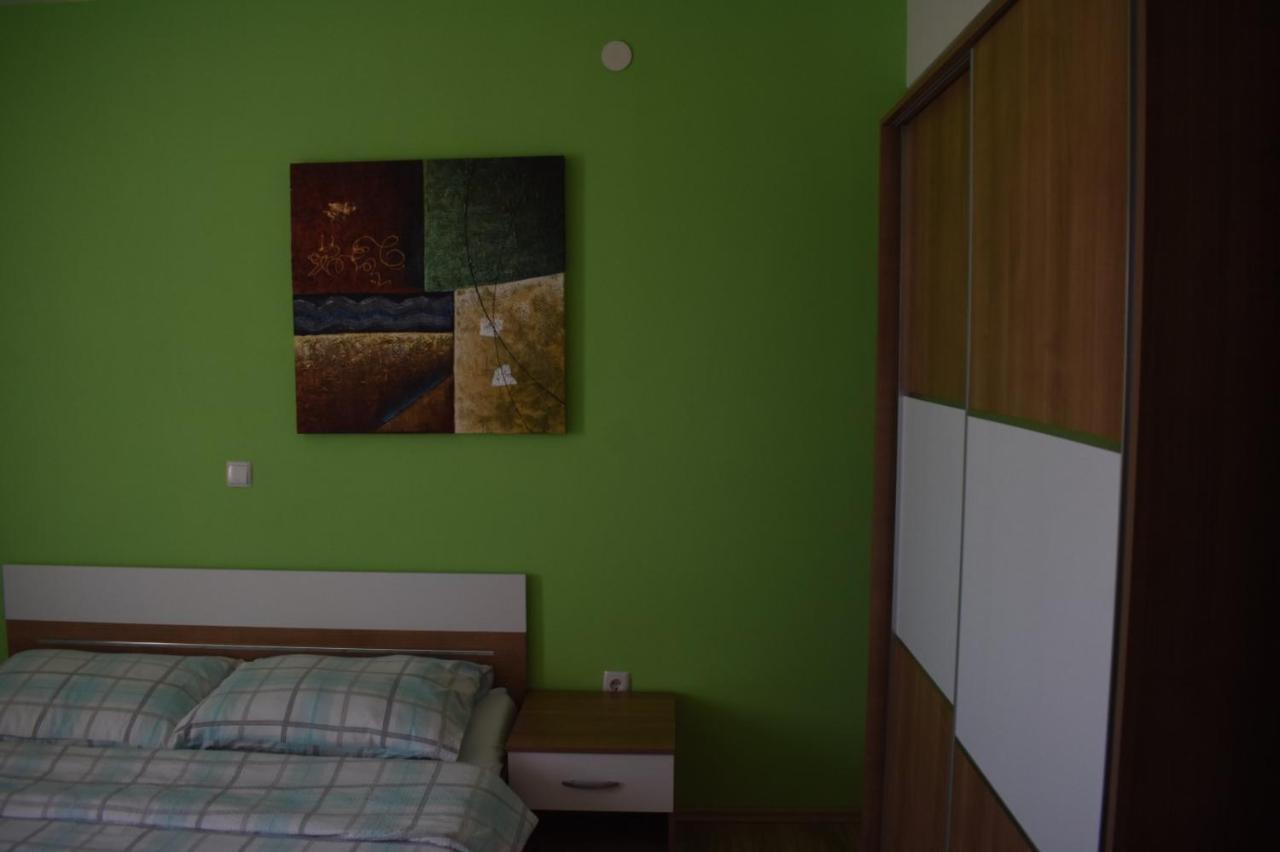 Apartmani Tomljenovic Senj  Buitenkant foto